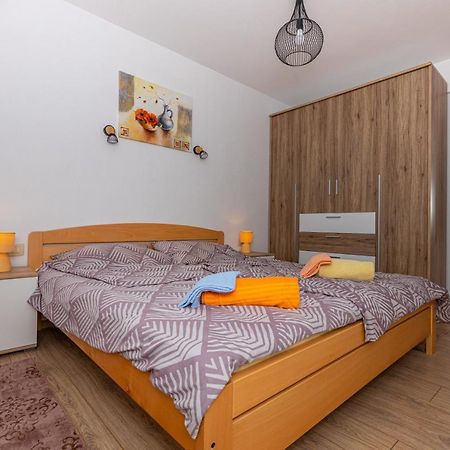 Apartman Sare Цриквеница Экстерьер фото