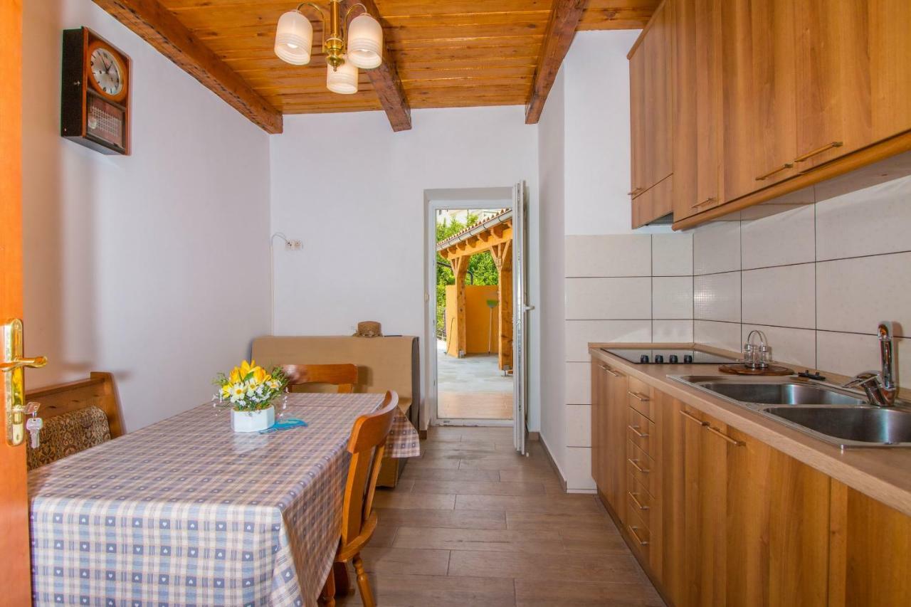 Apartman Sare Цриквеница Экстерьер фото
