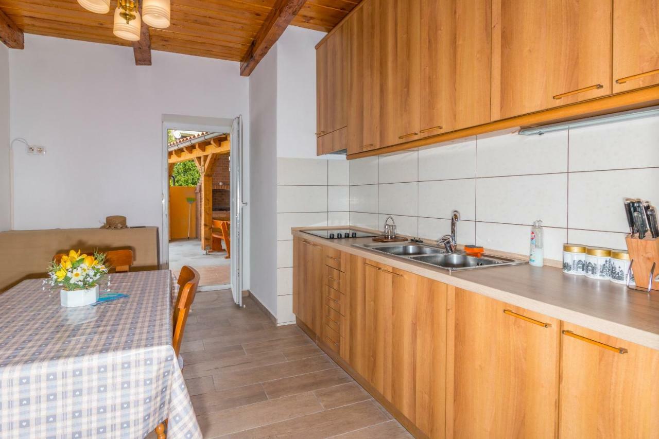 Apartman Sare Цриквеница Экстерьер фото