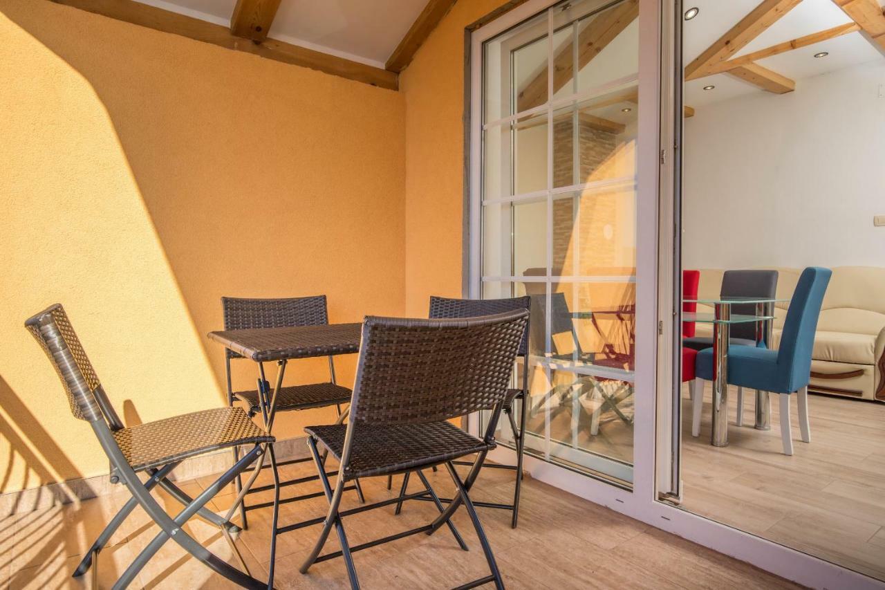 Apartman Sare Цриквеница Экстерьер фото